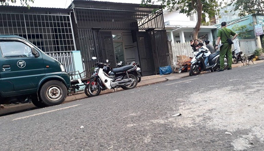 Mâu thuẫn trong cuộc nhậu, một người bị đâm chết