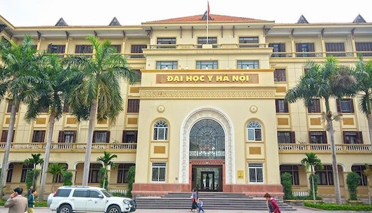 Trường ĐH Y Hà Nội phải chờ chỉ đạo của Bộ để xử lý thí sinh ở Hòa Bình được nâng điểm thi