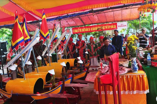 Lý Sơn trang nghiêm tổ chức lễ Khao lề thế lính Hoàng Sa