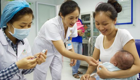 Đưa thêm một loại vắc xin 5 trong 1 vào chương trình tiêm chủng mở rộng