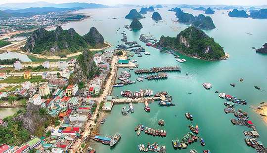 Vân Đồn (Quảng Ninh): Phát triển kinh tế gắn với bảo vệ môi trường