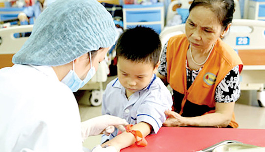 Việt Nam có hơn 12 triệu người mang gen bệnh tan máu bẩm sinh