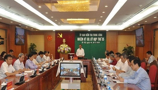 Cách tất cả chức vụ trong Đảng đối với Phó Tham mưu trưởng Quân khu 9