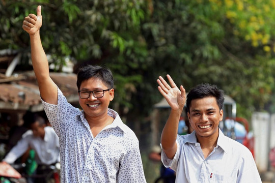 Myanmar trả tự do cho hai nhà báo đoạt giải Pulitzer sau "sự phẫn nộ toàn cầu"