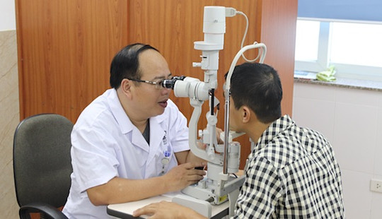 Bác sĩ khuyến cáo cách tránh mắt bị bệnh trong ngày hè nắng gay gắt