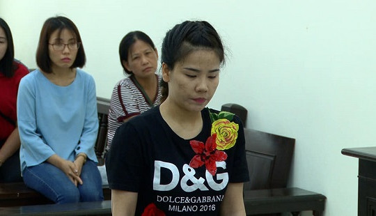 "Má mì" 9x môi giới mại dâm cho khách nước ngoài