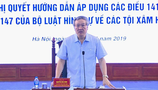 Thảo luận, cho ý kiến đối với dự thảo Nghị quyết của Hội đồng Thẩm phán TANDTC