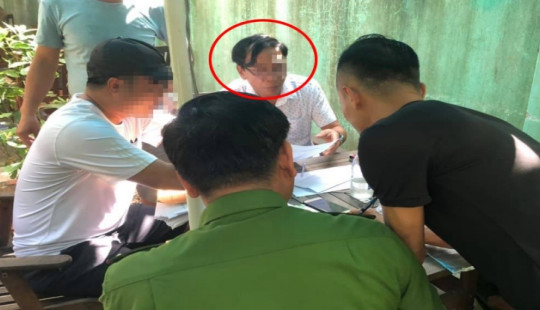 Xác minh thông tin một phó phòng nhận tiền “bôi trơn”