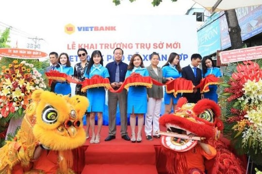 Vietbank tưng bừng khai trương PGD Đỗ Xuân Hợp