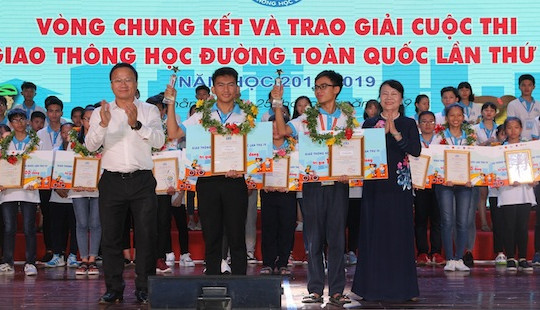 Chung kết xếp hạng toàn quốc cuộc thi “Giao thông học đường” lần IV