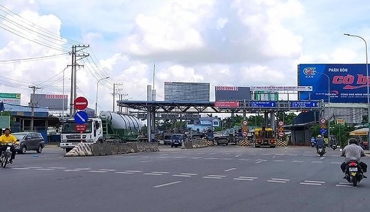 Tạm dừng thu phí Trạm BOT T2 vì phản ứng của các tài xế