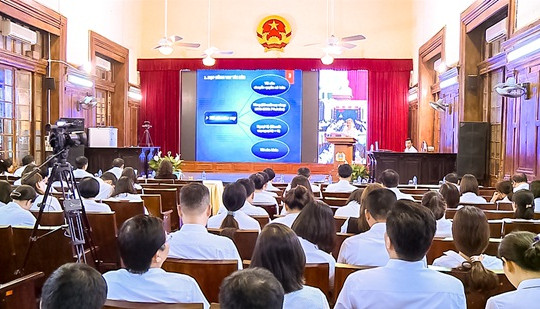 Tập huấn trực tuyến chuyên đề áp dụng Nghị quyết của Hội đồng Thẩm phán TANDTC về lãi, lãi suất