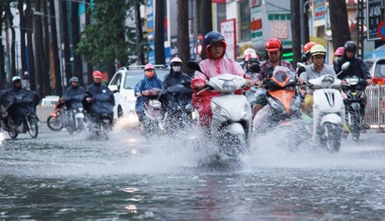 Vùng núi phía Bắc có mưa dông mạnh, đề phòng lũ quét, sạt lở đất