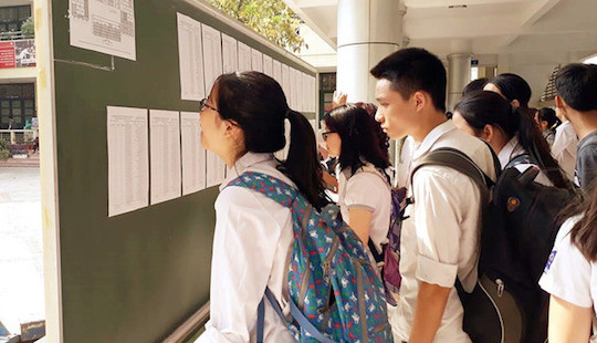 Hơn 5.000 thí sinh chạy đua vào trường THPT hot nhất Hà Nội