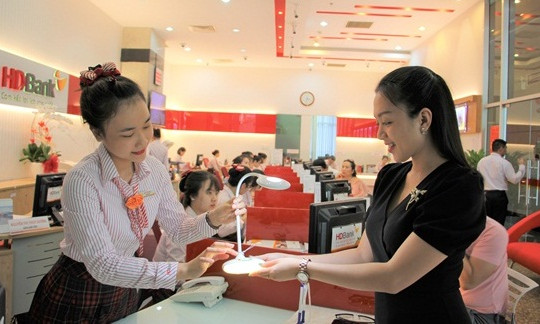 HDBank tặng quà xinh cho bé nhân dịp Quốc tế thiếu nhi