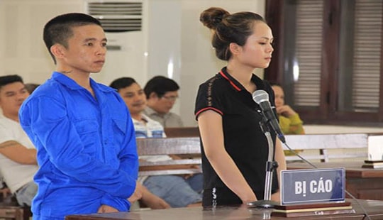 Đôi nam nữ dắt tay nhau vào tù vì buôn “cái chết trắng”