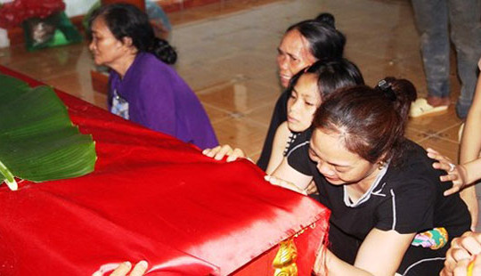 Xót xa 5 học sinh đuối nước ở vùng quê nghèo