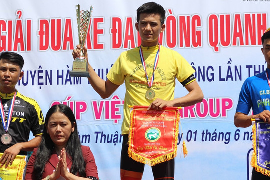 VIỆT ÚC GROUP tài trợ chính giải đua xe đạp vòng quanh núi Tà Cú