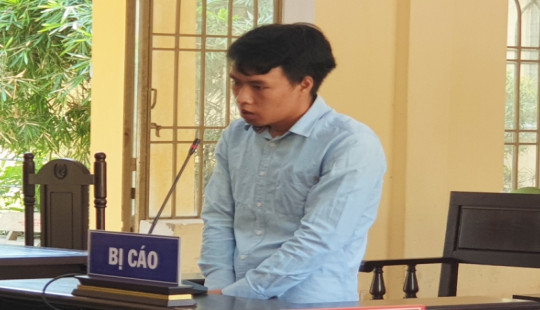 Sau trận thua bida, cầm cây cơ đánh chết người