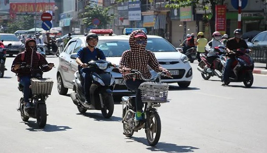 Thời tiết ngày 3/6: Hà Nội ngày nắng, chiều tối và đêm có mưa rào