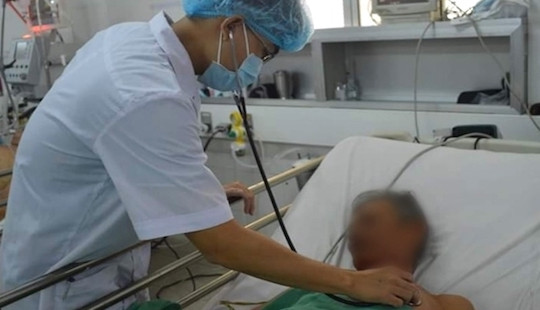 Người đàn ông suýt mất mạng vì… ăn thử cá nóc cho biết