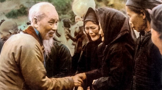 Phong cách lãnh đạo của Hồ Chí Minh