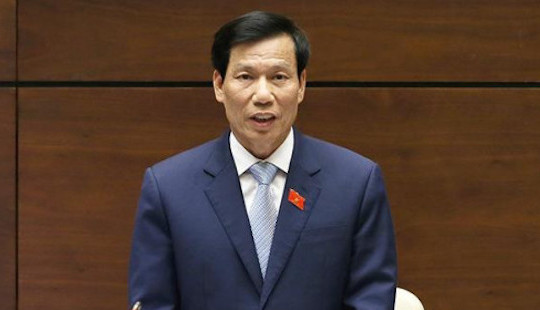 Bộ trưởng VHTT&DL: Ngọc Trinh có hành vi lệch chuẩn, cần lên án gay gắt