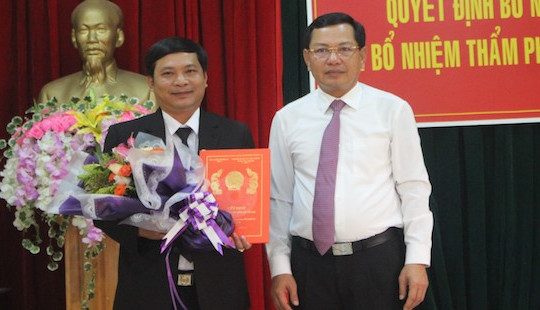 Trao Quyết định bổ nhiệm Phó Chánh án TAND tỉnh Gia Lai và các chức danh Thẩm phán