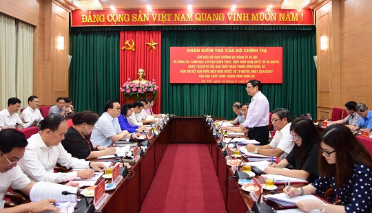 Bộ Chính trị kiểm tra công tác tổ chức, cán bộ tại Hà Nội