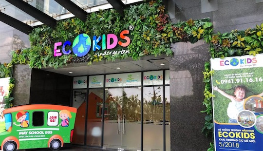Buộc thôi việc cô giáo trường mầm non Ecokids tát trẻ 3 tuổi bầm máu môi