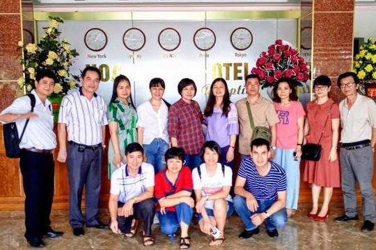 Hàng ngàn giảng viên ở Hà Nội lên đường làm nhiệm vụ coi thi THPT quốc gia