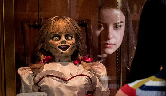 Dàn sao Việt "đối mặt" với ác quỷ Annabelle