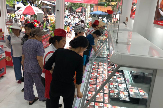 Thịt nhập tăng mạnh, giải pháp nào cho thị trường thịt heo nội địa?