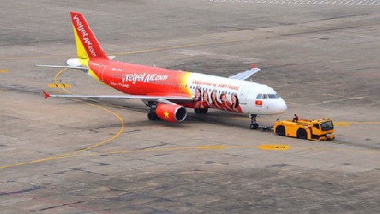 Vietjet ngừng khai thác 2 chuyến bay do ảnh hưởng cơn bão số 2