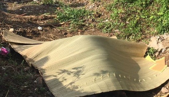 Phát hiện người đàn ông tử vong ven đường, bên cạnh chiếc xe máy