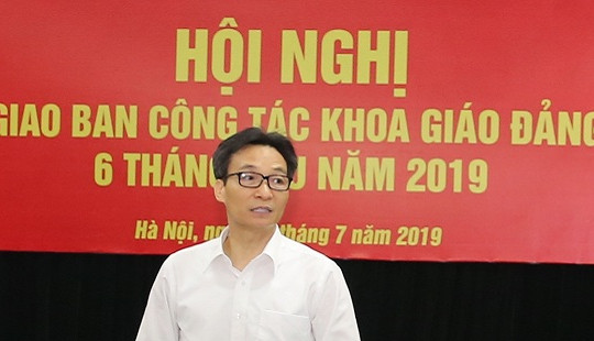 Phải làm chuyển biến cả về nhận thức và hành động để phát triển bền vững
