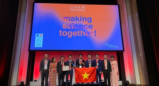 Việt Nam giành 4 huy chương vàng tại kỳ thi Olympic Hóa học quốc tế năm 2019
