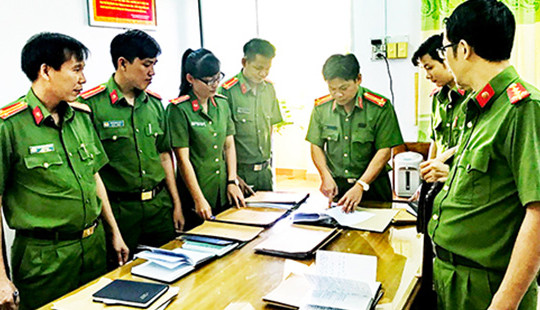 Phân công chuẩn bị báo cáo về công tác phòng, chống tội phạm