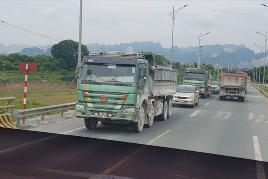 Hà Nam: Xe quá tải, cơi nới thả ga tàn phá hạ tầng giao thông