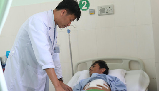 Phải cắt toàn bộ lá lách do chủ quan sau tai nạn