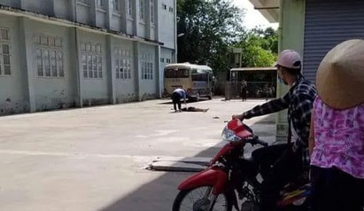 Hà Nội: Nam thanh niên tử vong vì rơi từ tầng 9