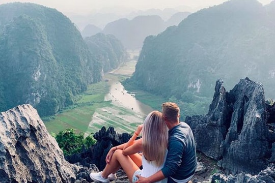 Hang Múa, Tràng An... lọt top địa điểm không thể bỏ lỡ dịp nghỉ lễ 2/9
