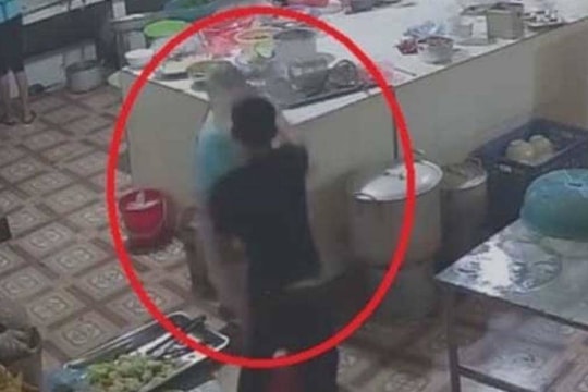 Nghi phạm tạt axit nữ phụ bếp trạm dừng nghỉ ra đầu thú