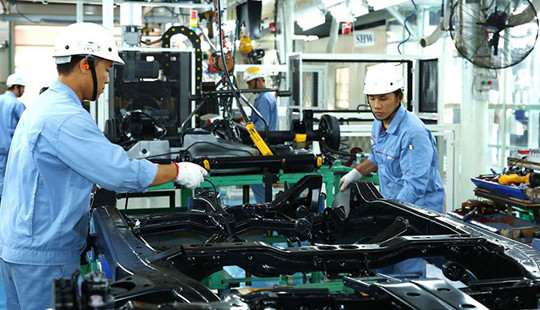 Đầu tư FDI 8 tháng năm nay:  Thu hút hơn 2400 dự án cấp phép mới