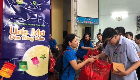 Tập đoàn Novaland góp phần tô đẹp ký ức tuổi thơ về một trung thu ấm áp