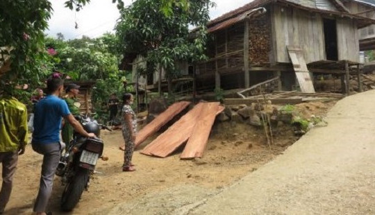 Mâu thuẫn gia đình, 2 vợ chồng thương vong