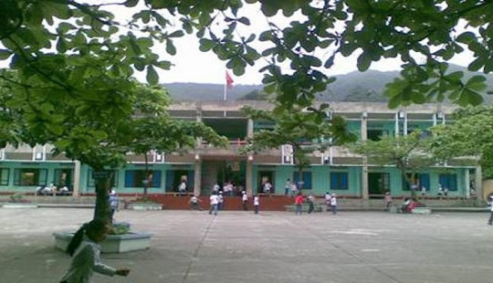 Học sinh lớp 3 tử vong do ngã ở trường