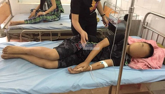 Không có việc 4 thiếu niên bị sốc nghi uống chung chai sữa có ma tuý