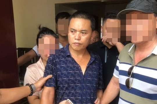 Bắt người chồng sát hại vợ là nữ giáo viên trên đường đi dạy về