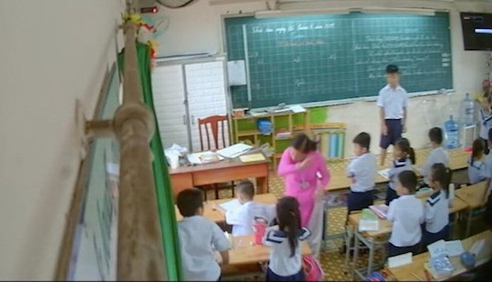 TP.HCM: Cô giáo đánh, véo tai nhiều học sinh trong giờ học